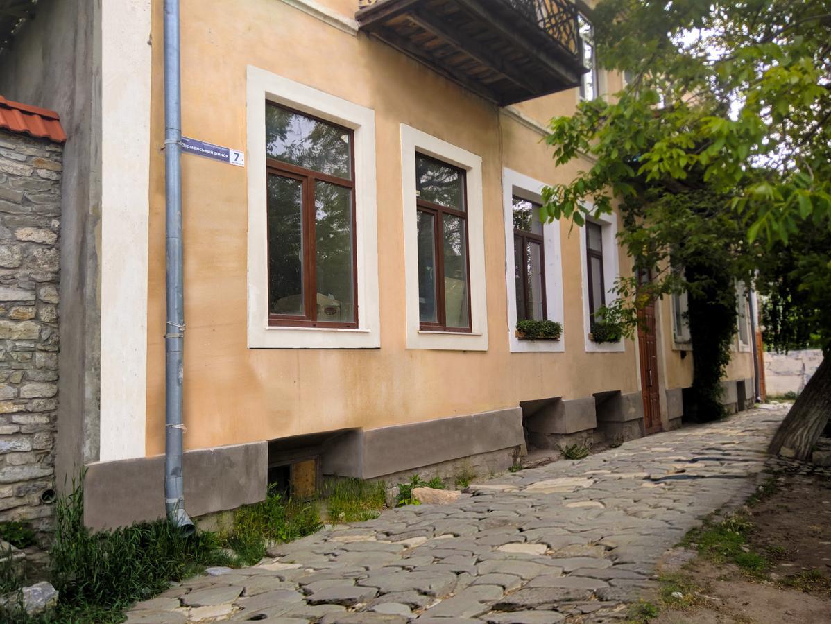Overture Studio Kamianets Podilskyi Bagian luar foto